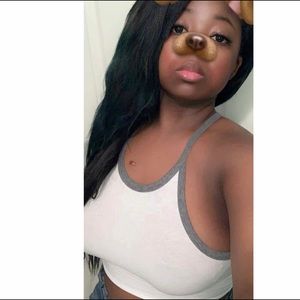 Meet your Posher, Monique